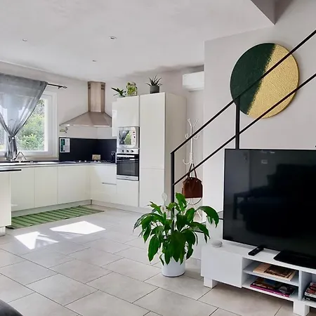 Lovely House - Ferienhaus