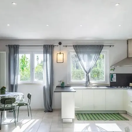 Lovely House - Lido di Camaiore